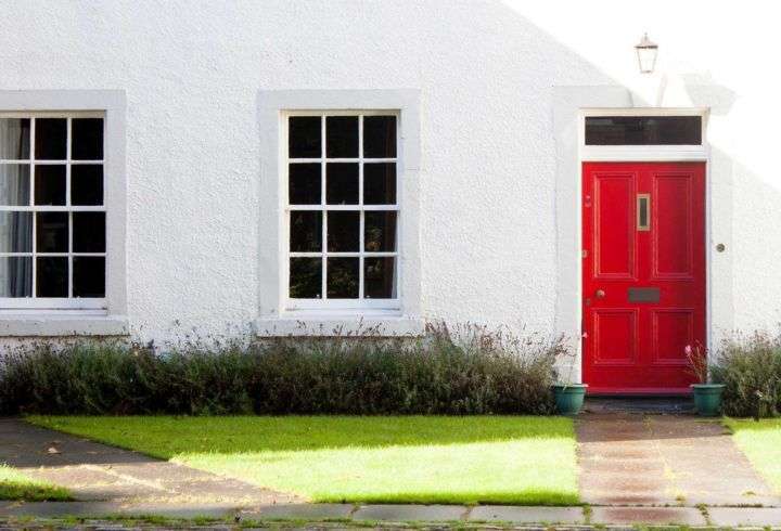 image.dim.320.rb-pers-photo-house-with-red-door-hero