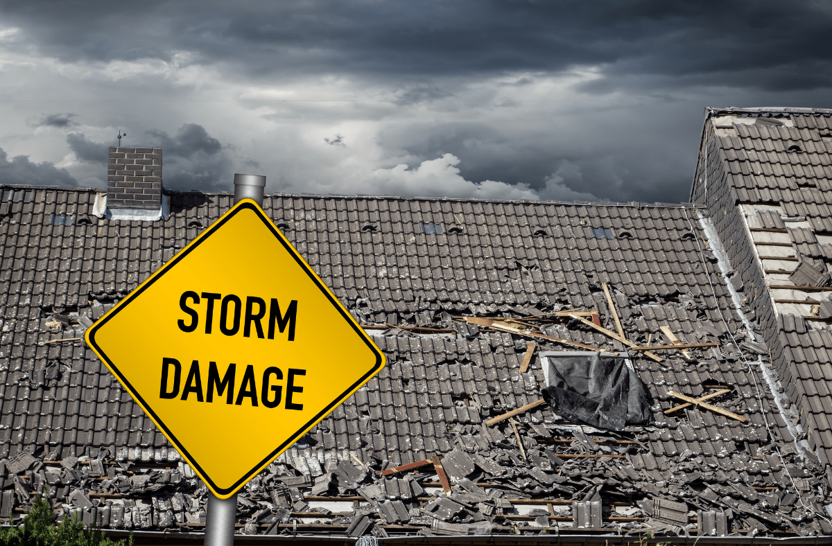 Mortgage Solutions Blog Post 21.01.25 (1) protect your home against storm damage with home insurance. A roof with damage from a storm